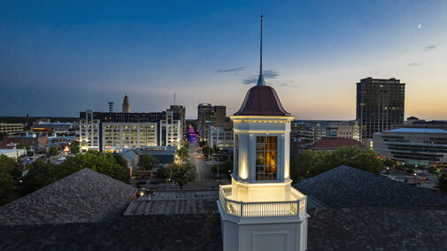 Image of Lincoln from Love Library